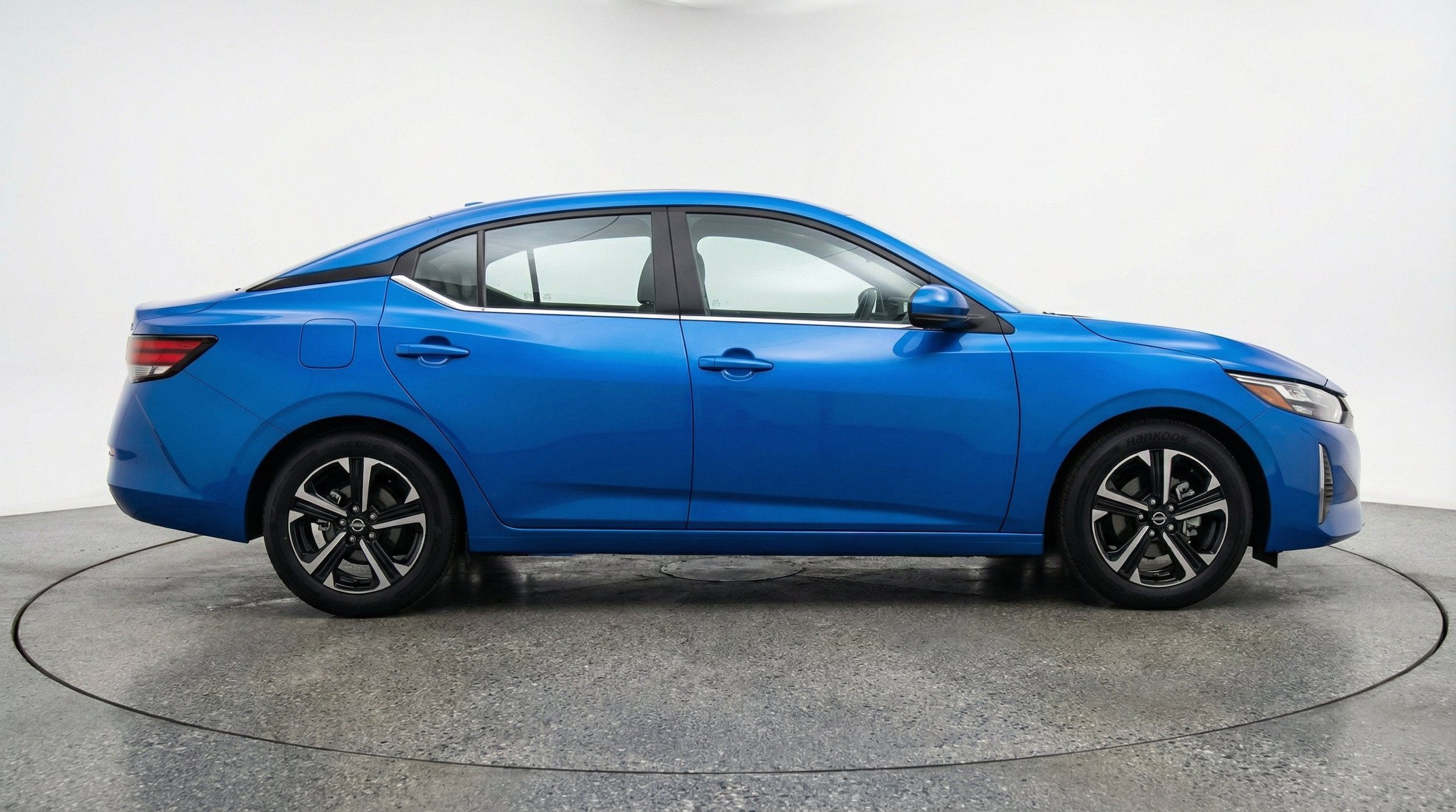 Thumbnail: 2025 Nissan Sentra - 11