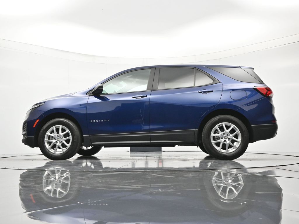 2023 Chevrolet Equinox LS - Photo 42
