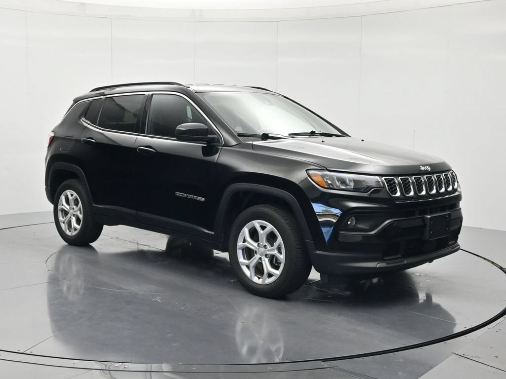 Used 2024 Jeep Compass Latitude SUV