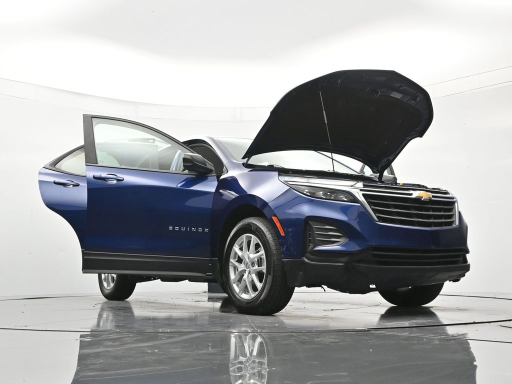 2023 Chevrolet Equinox LS - Photo 48