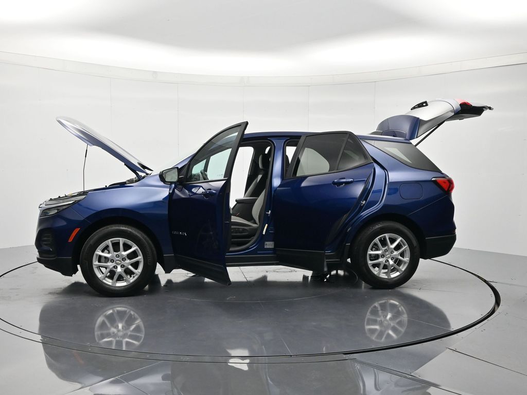 2023 Chevrolet Equinox LS - Photo 45