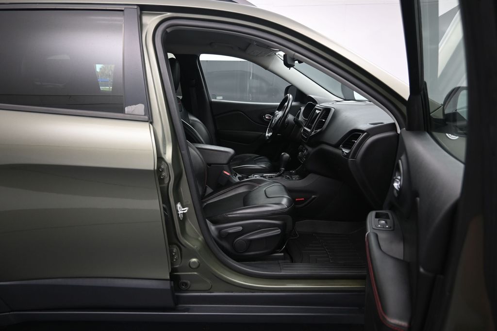 2020 Jeep Cherokee Trailhawk - Photo 26