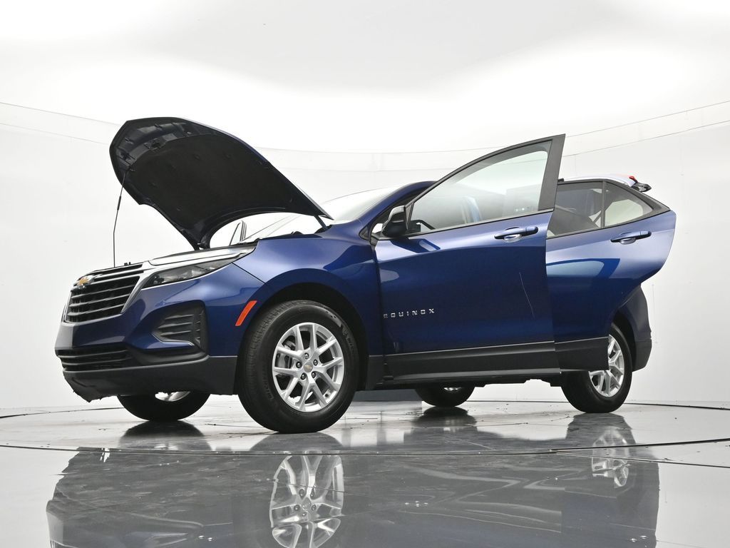 2023 Chevrolet Equinox LS - Photo 47