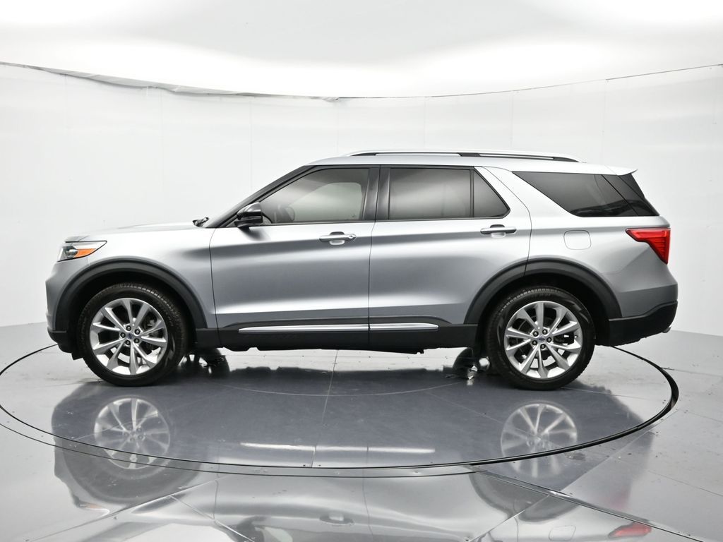 2021 Ford Explorer Platinum - Photo 8
