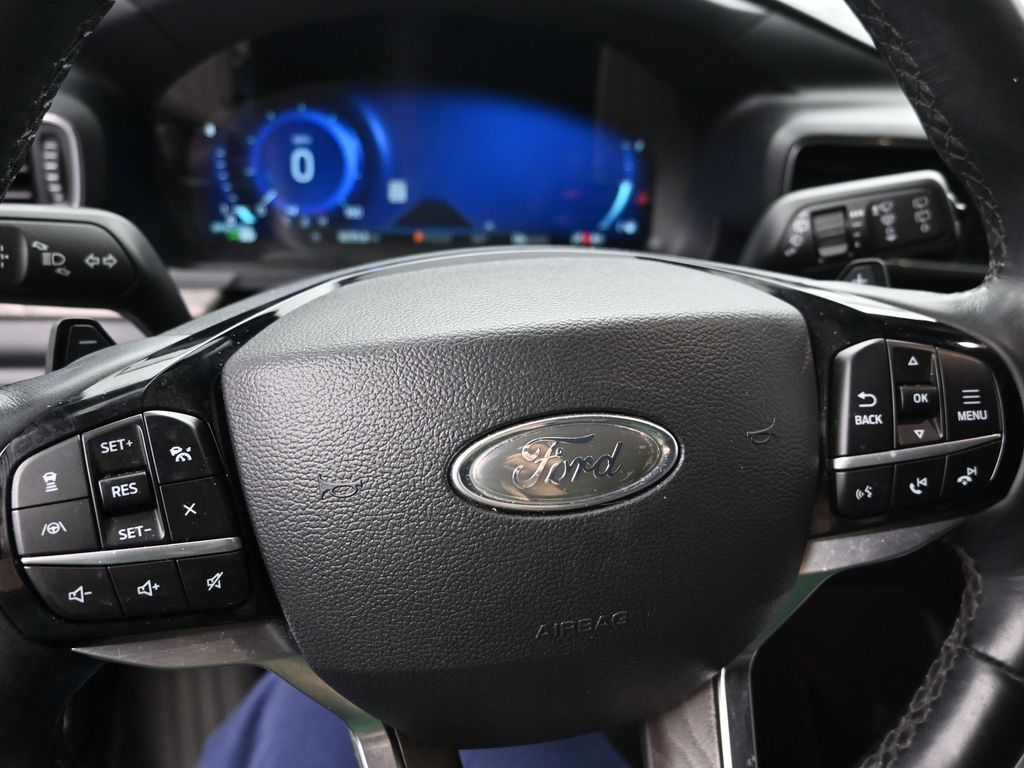 2021 Ford Explorer Platinum - Photo 24