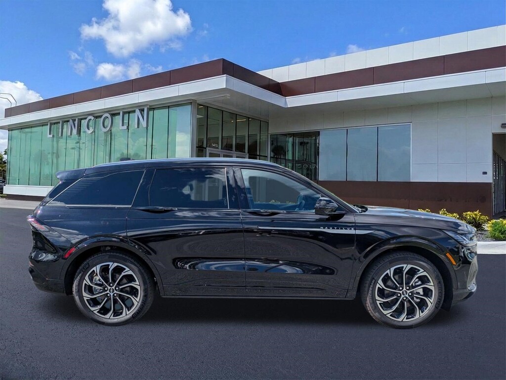 New 2026 Lincoln Nautilus Reserve SUV