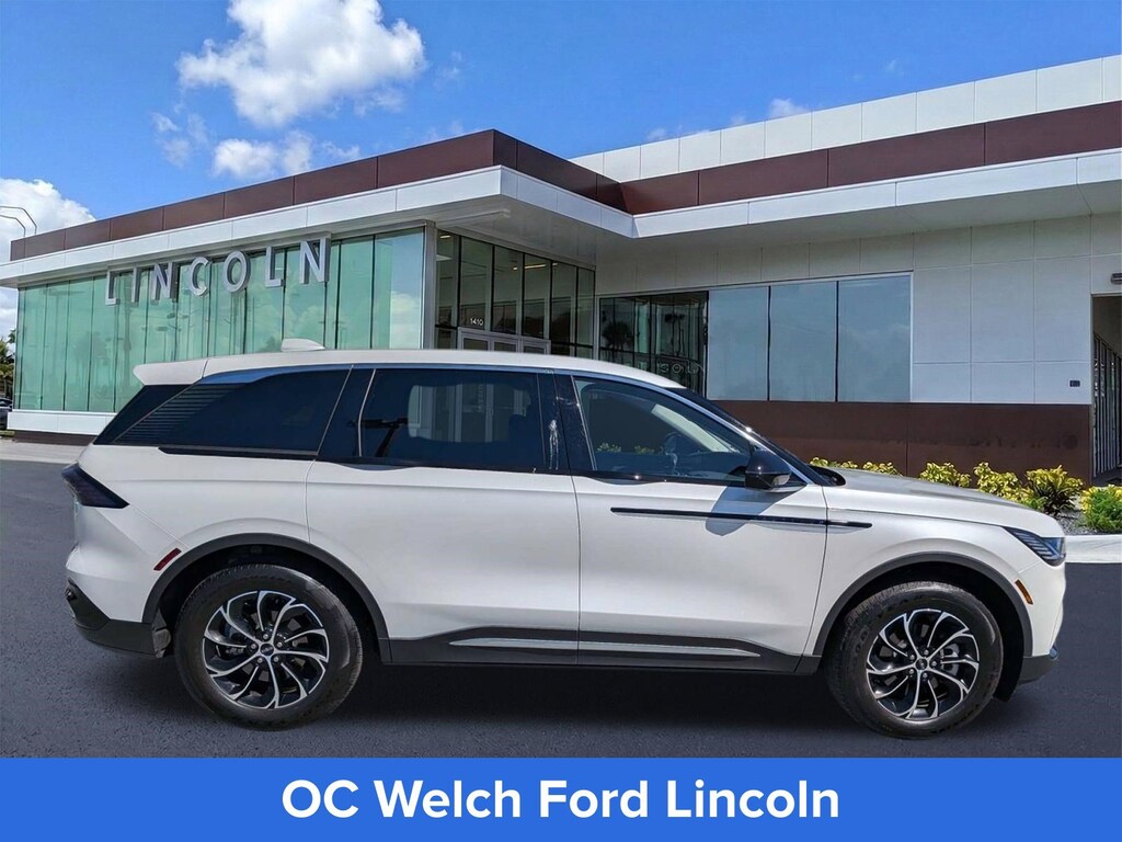 Certified 2026 Lincoln Nautilus Premiere SUV