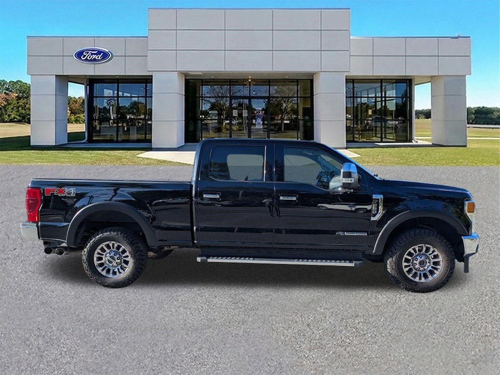 Used 2021 Ford F-250 Lariat Truck