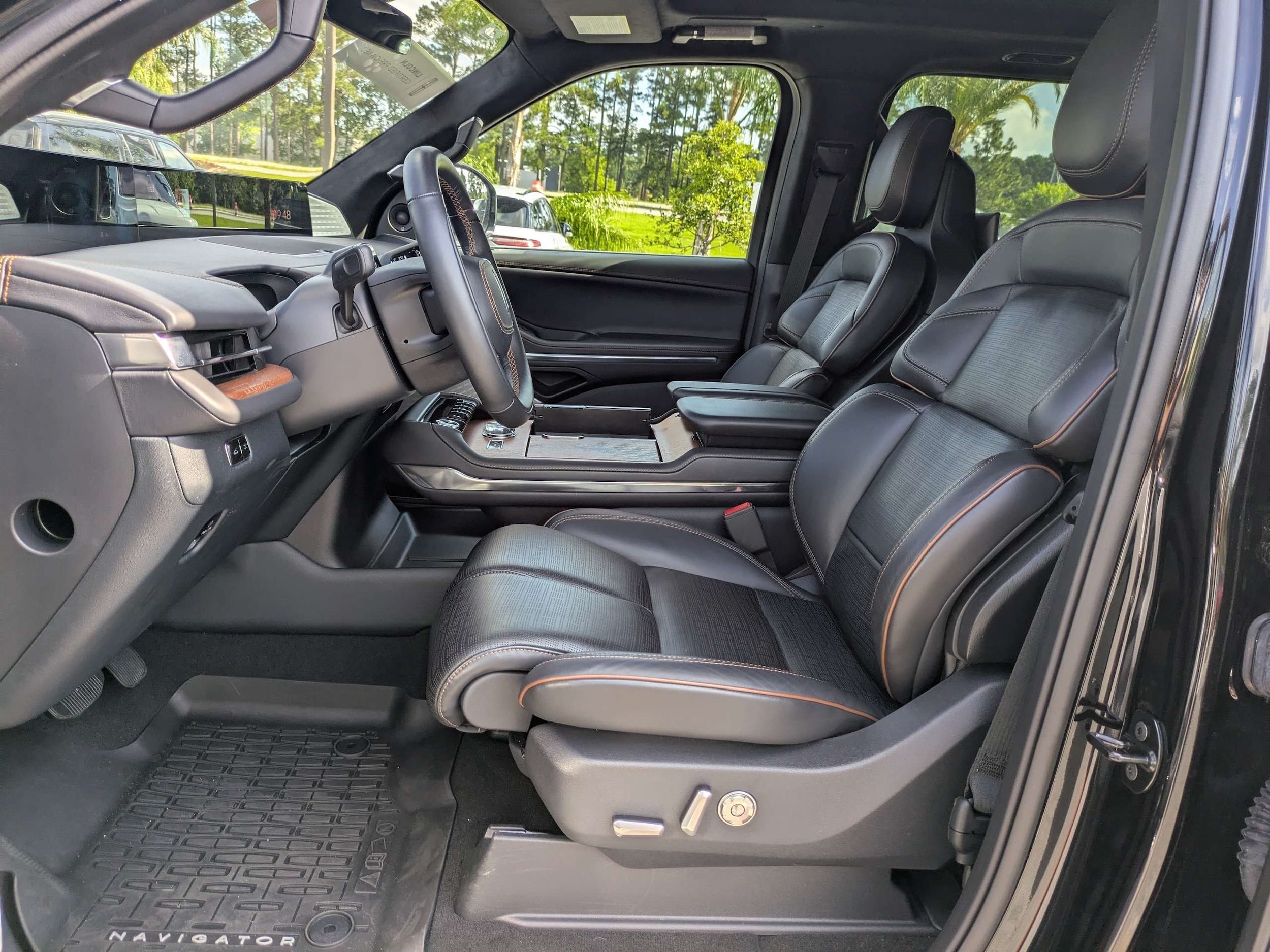 2025 Lincoln Navigator Black Label - Photo 11