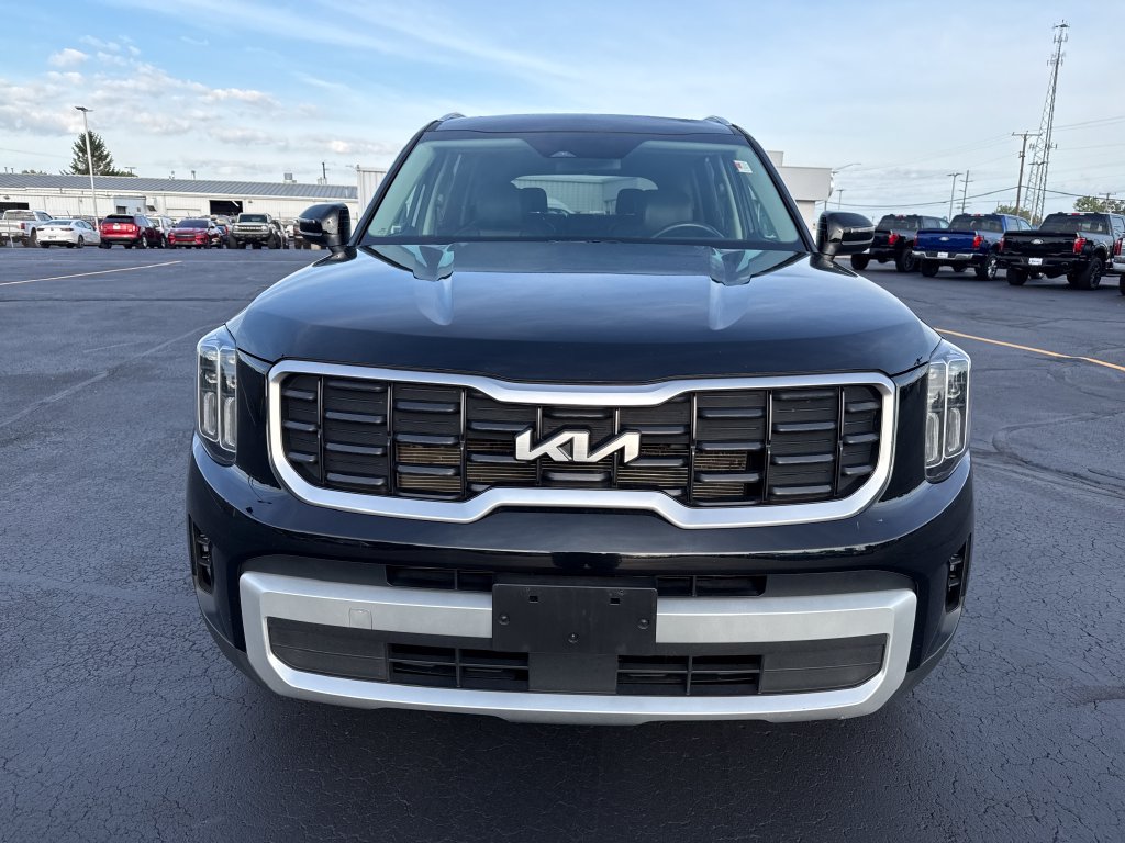 Used 2025 Kia Telluride S SUV
