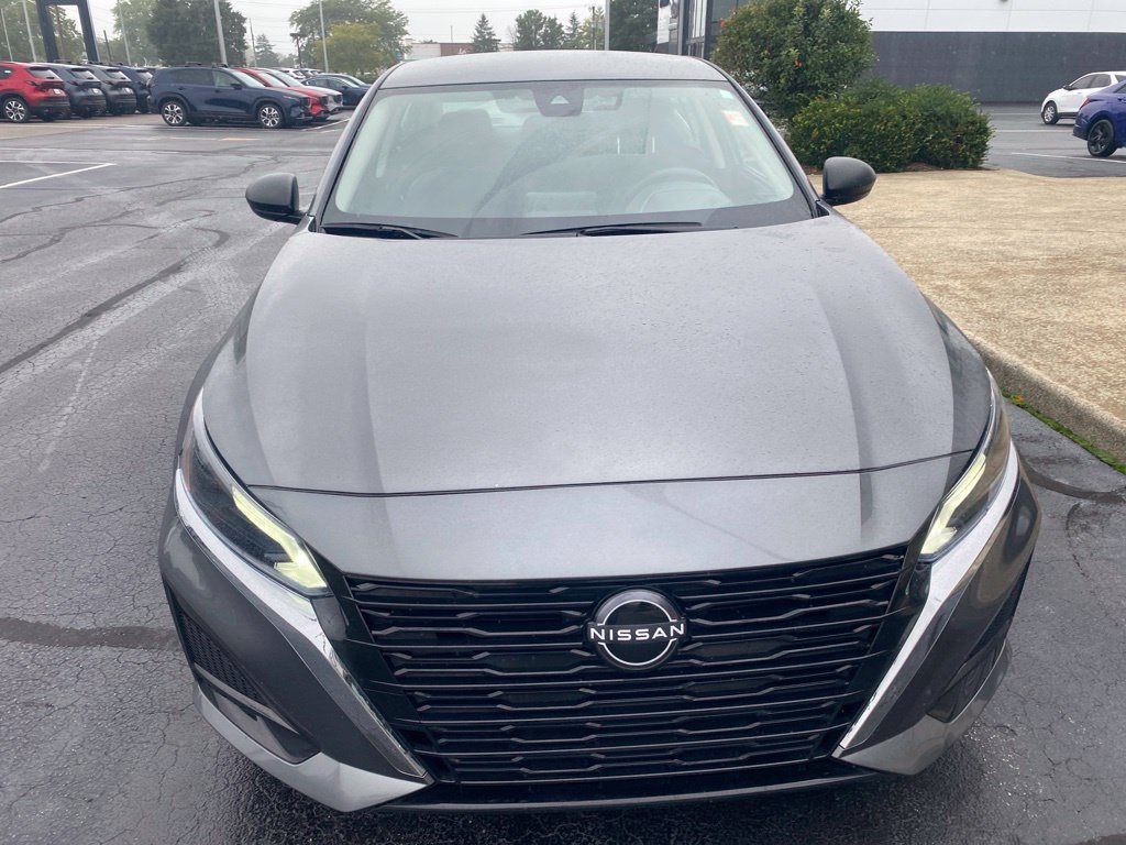 Used 2025 Nissan Altima 2.5 SV Sedan