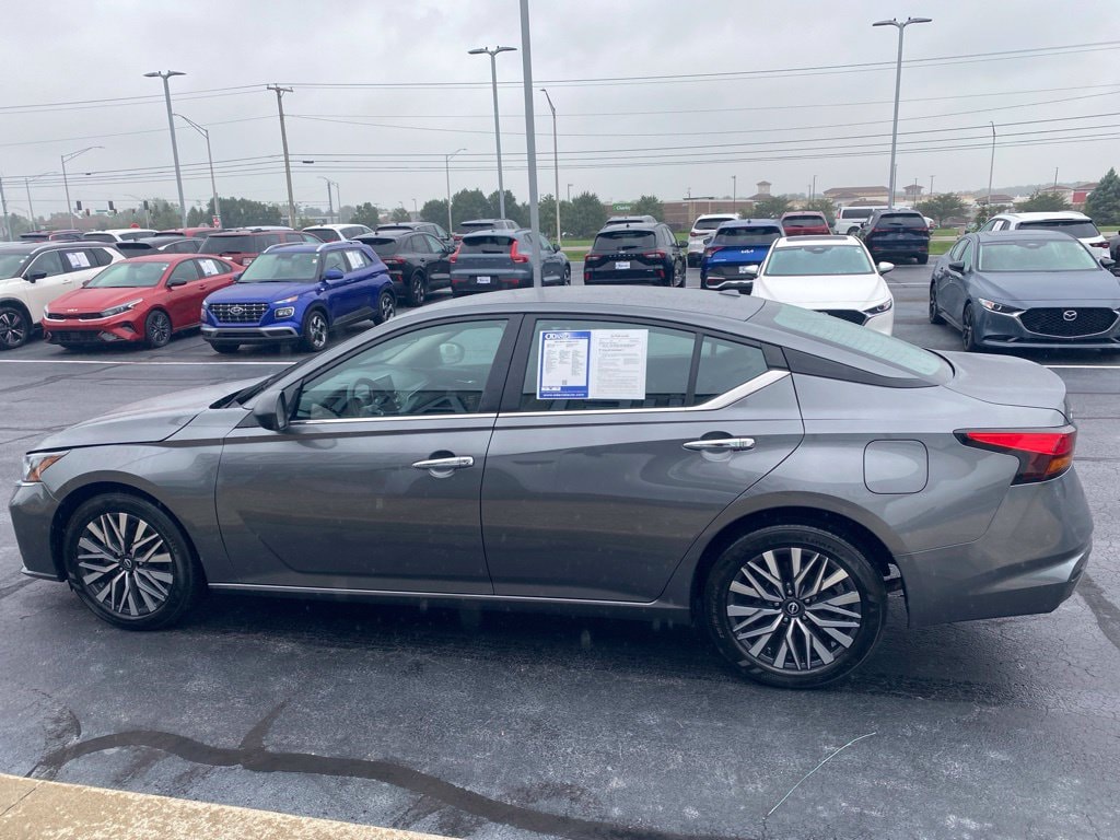 Used 2025 Nissan Altima 2.5 SV Sedan