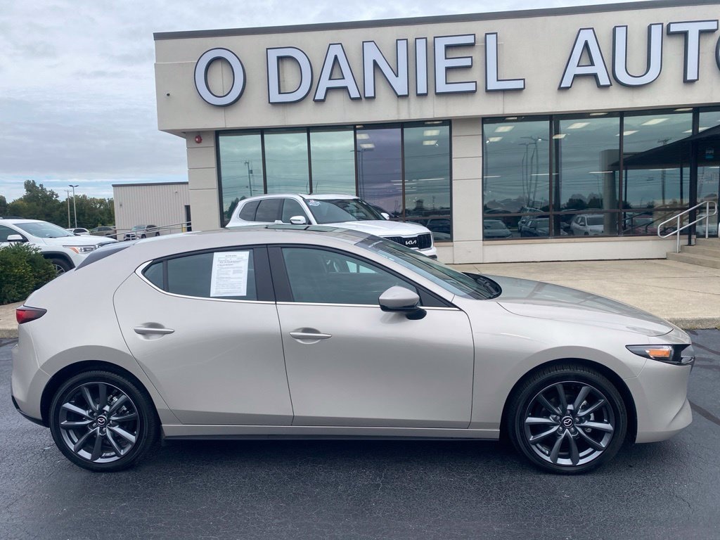 Certified 2025 Mazda Mazda3 2.5 S Preferred Package Hatchback