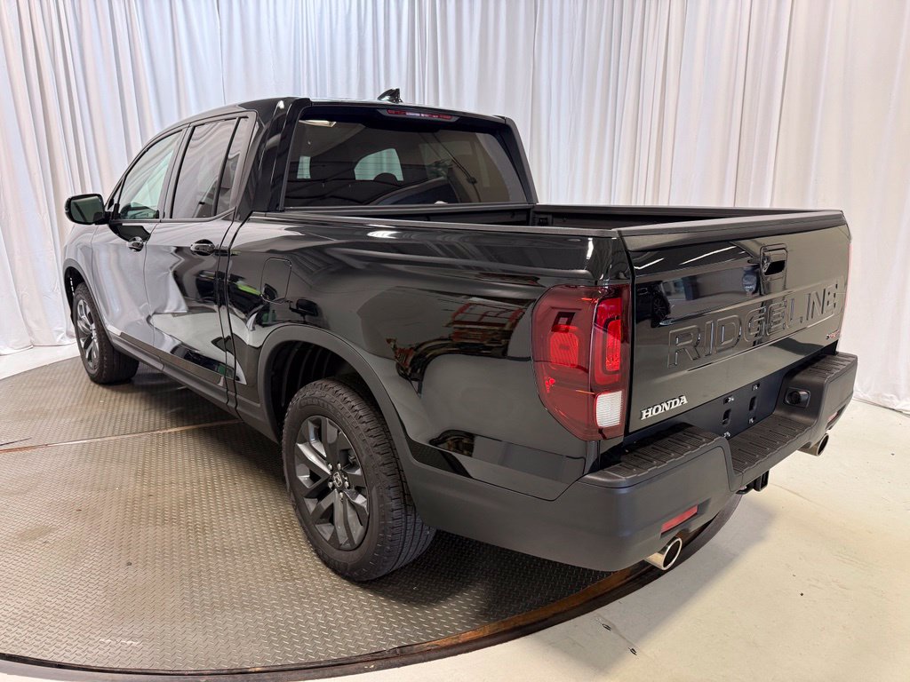 Used 2025 Honda Ridgeline Sport Truck Crew Cab