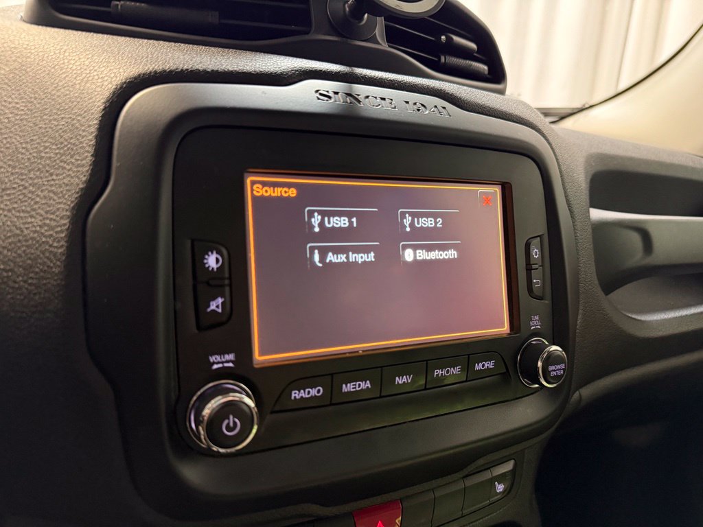 Used 2015 Jeep Renegade Latitude FWD SUV