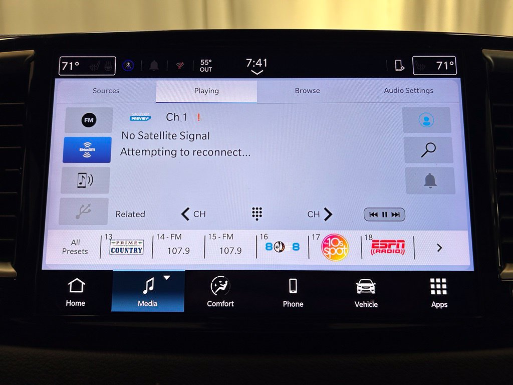 Used 2025 Chrysler Pacifica Select Van Passenger Van