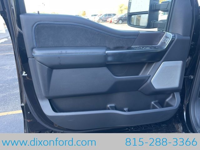 2026 Ford F-350 Super Duty Platinum - Photo 23
