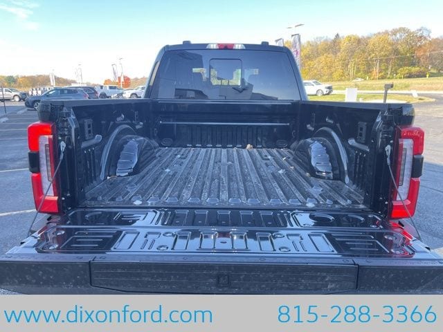 2026 Ford F-350 Super Duty Platinum - Photo 25