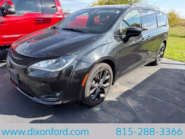 2020 Chrysler Pacifica Touring L Plus