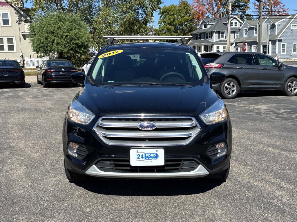 Used 2017 Ford Escape SE with VIN 1FMCU0GDXHUE24666 for sale in Easton, MA