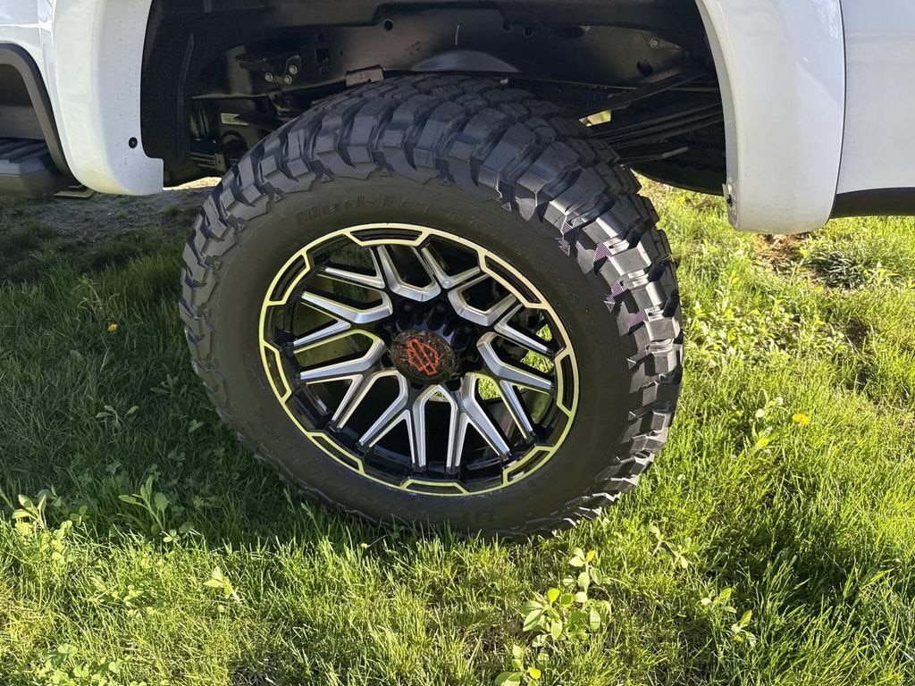New 2026 Ford Super Duty F-250® Lariat® TRUCK
