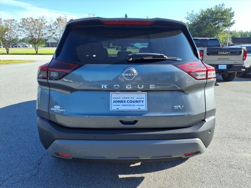 Used 2023 Nissan Rogue SV Wagon