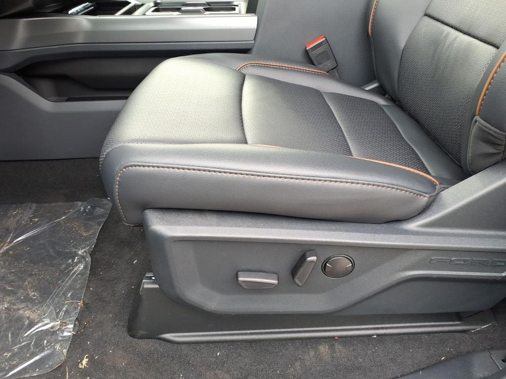 2026 Ford F-350 Super Duty Lariat - Photo 14