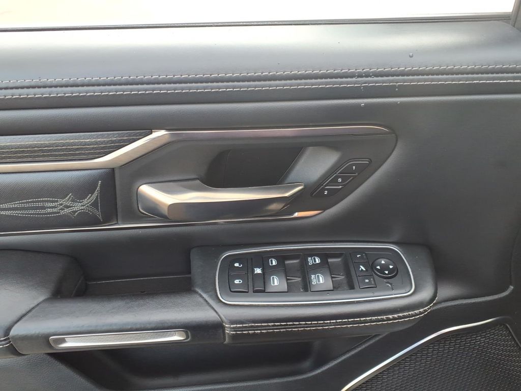 2019 RAM Ram 1500 Pickup Limited - Photo 16