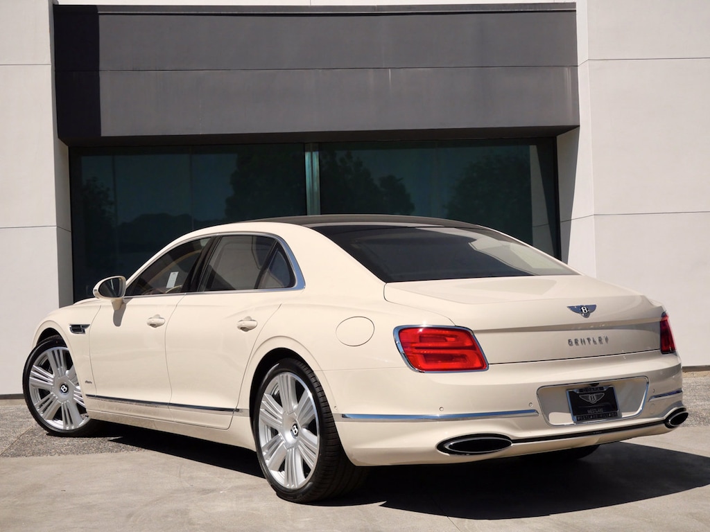New 2026 Bentley Flying Spur Azure Sedan