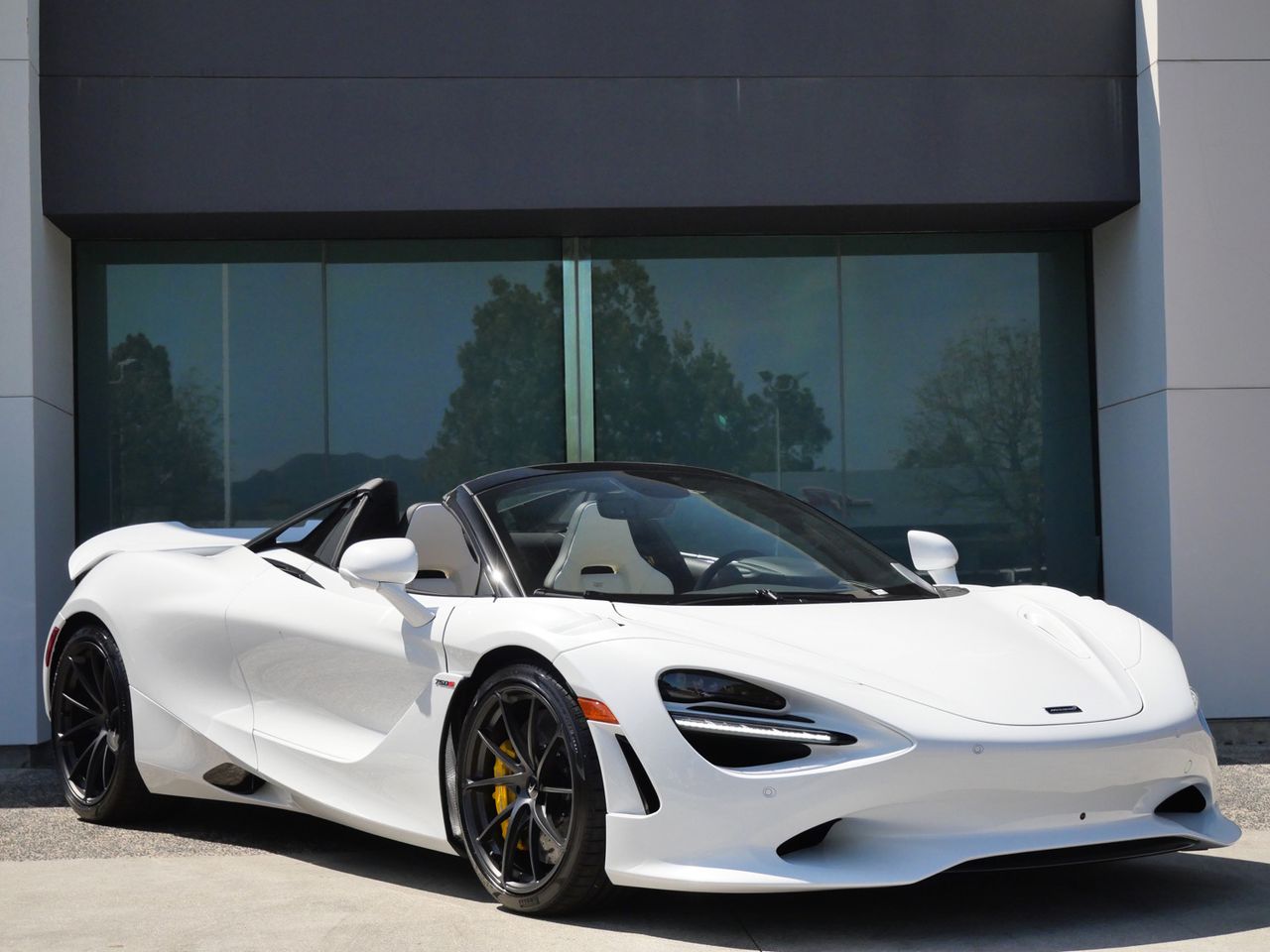2027 McLaren 750S