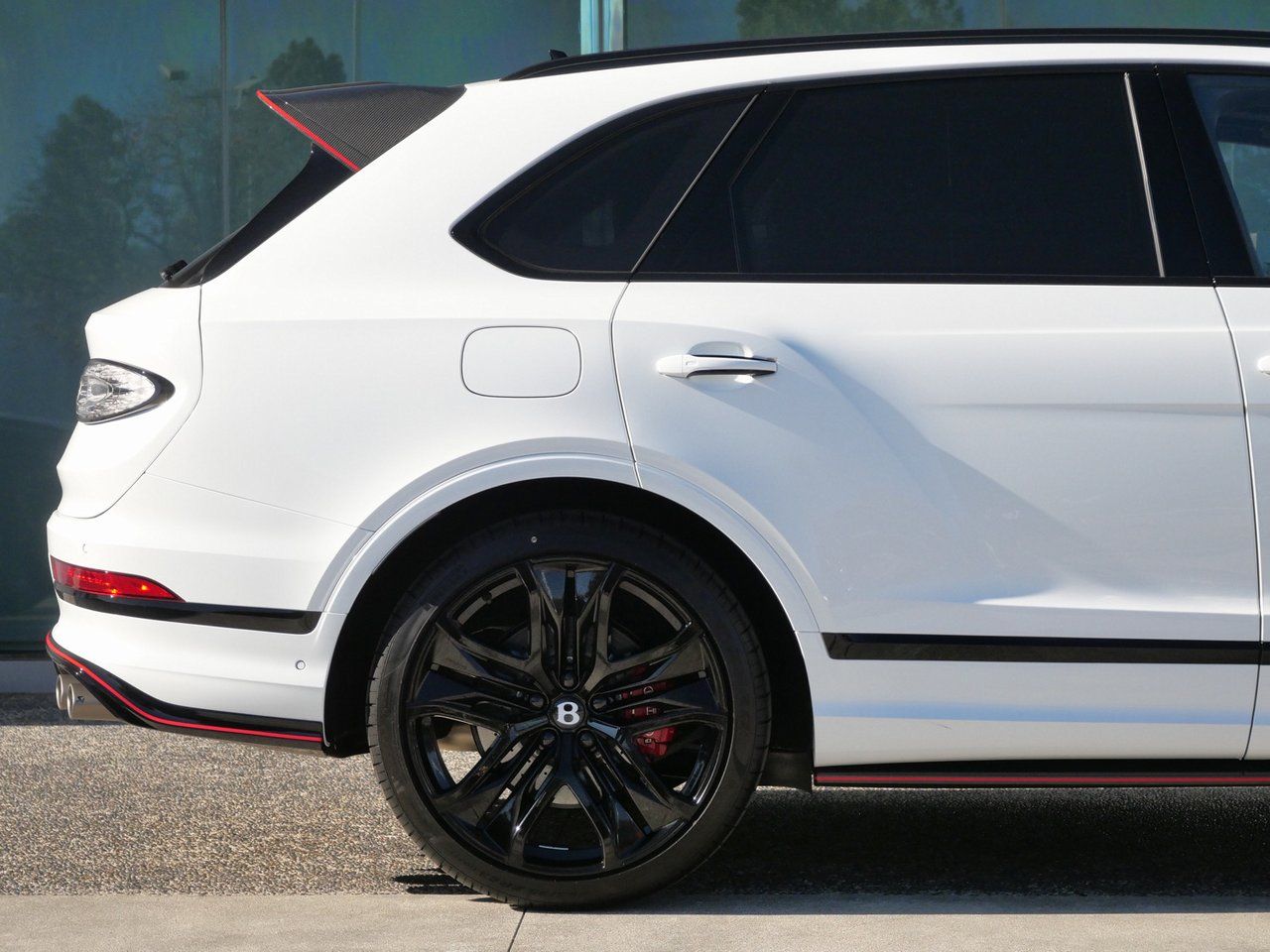 2026 Bentley Bentayga Speed - Photo 10