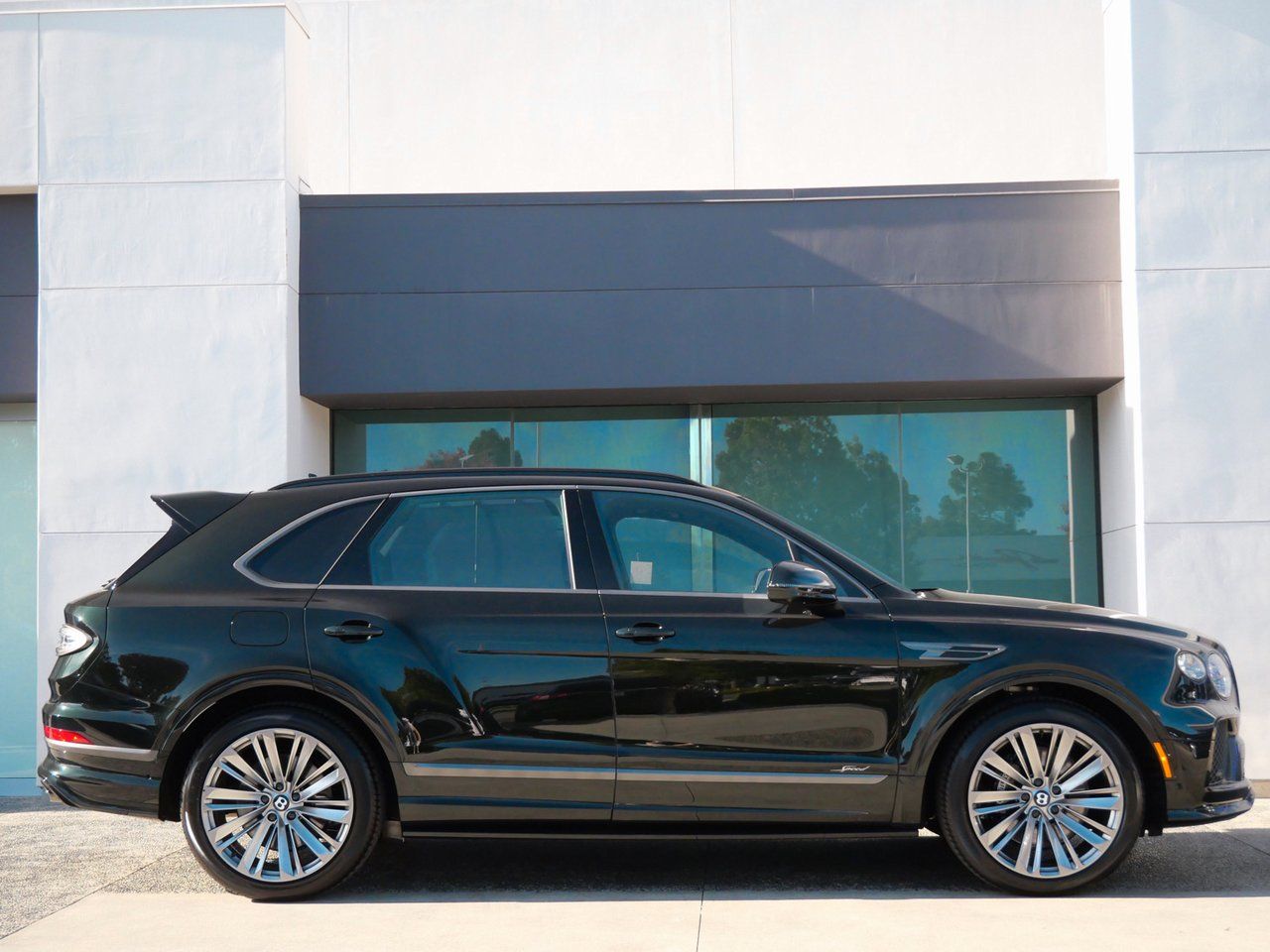 2026 Bentley Bentayga Speed - Photo 4