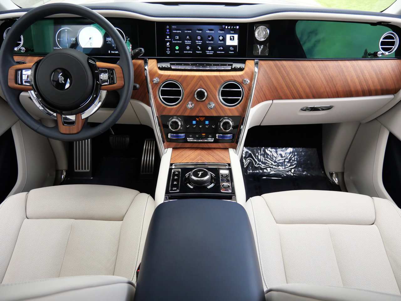Certified 2025 Rolls-Royce Cullinan SUV
