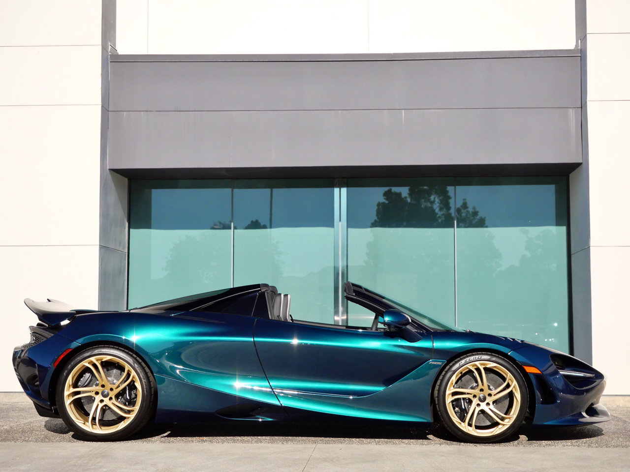 New 2027 McLaren 750S Convertible