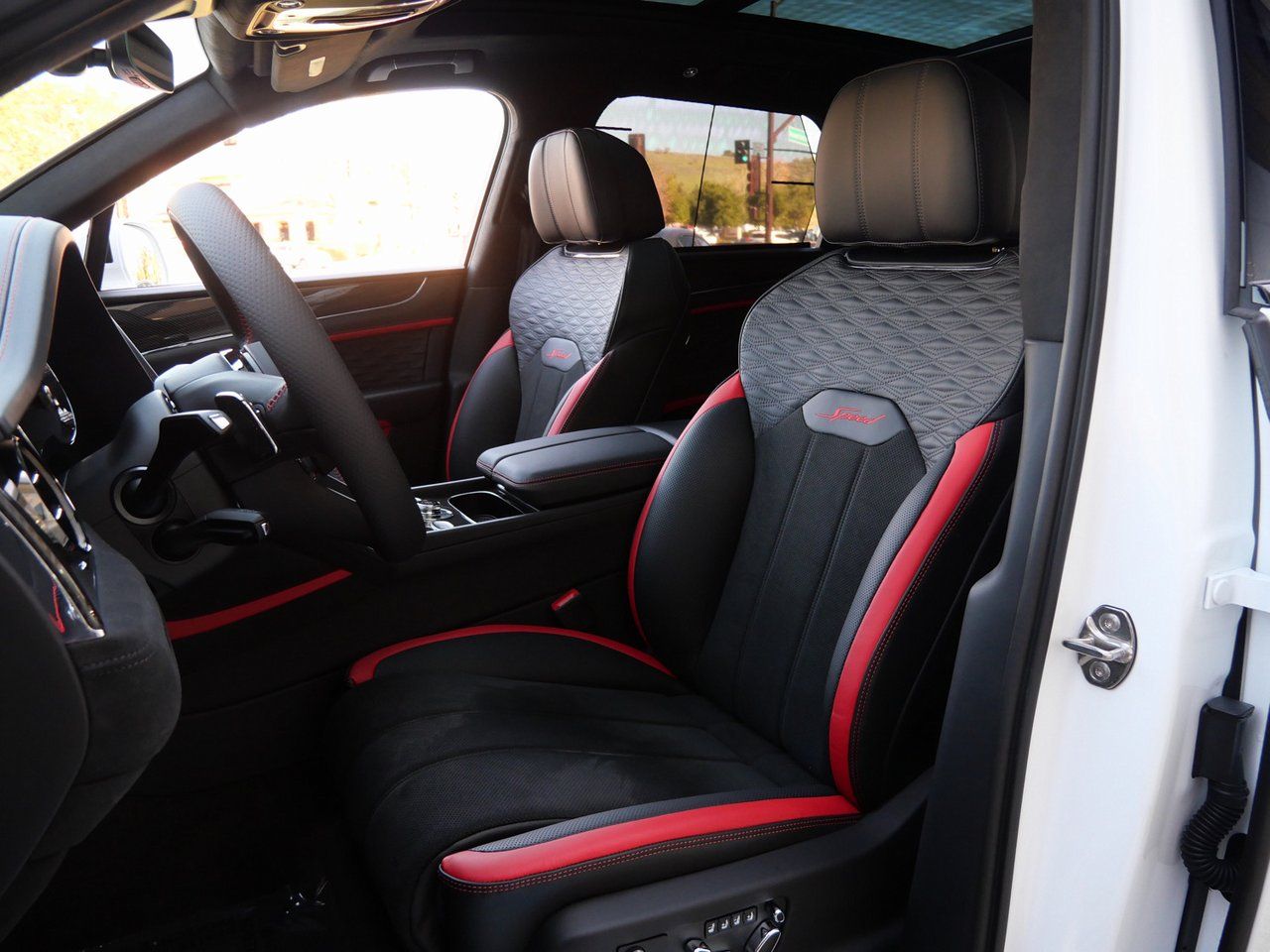 2026 Bentley Bentayga Speed - Photo 17