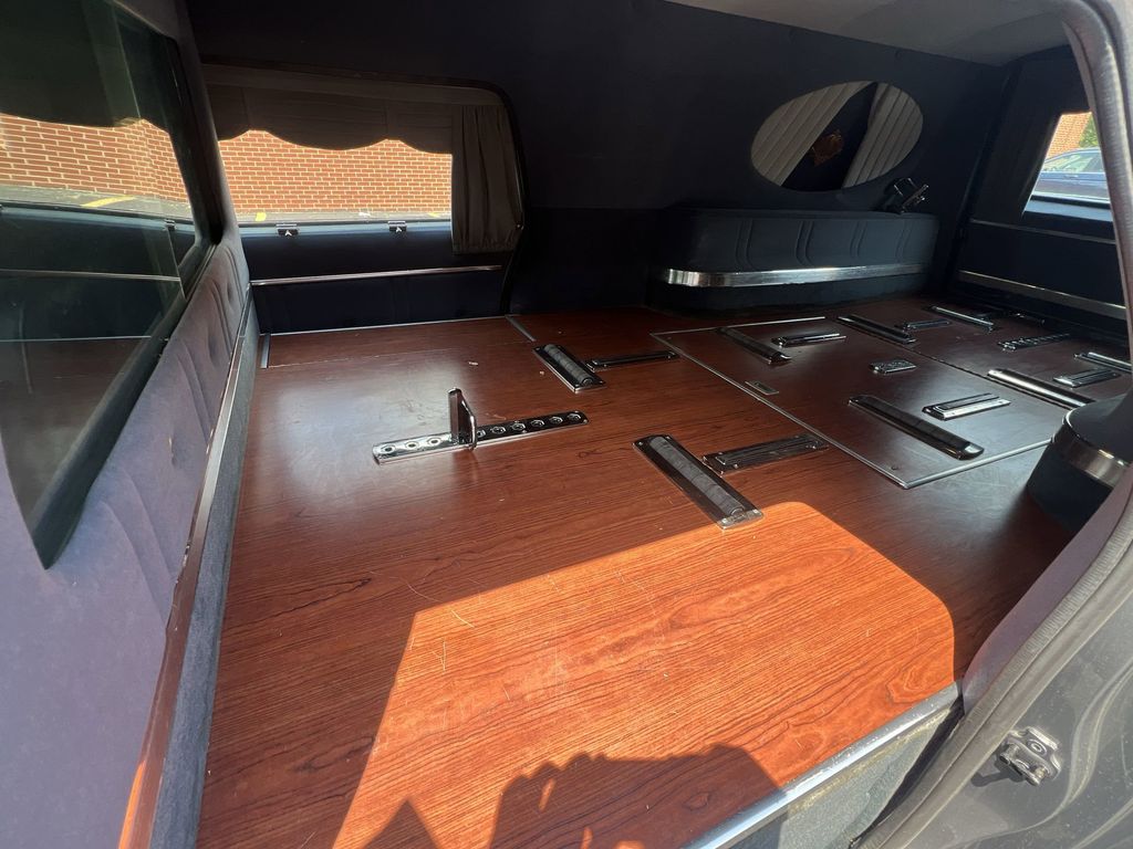 2002 Cadillac Commercial Chassis - Photo 27