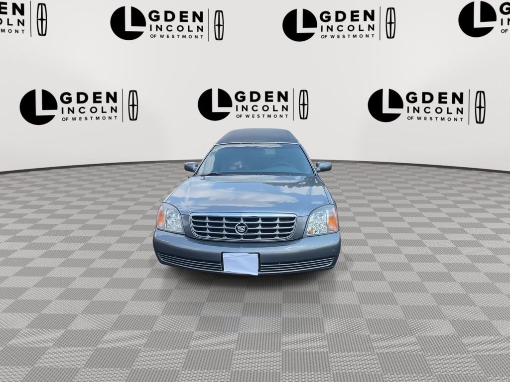 2002 Cadillac Commercial Chassis - Photo 3