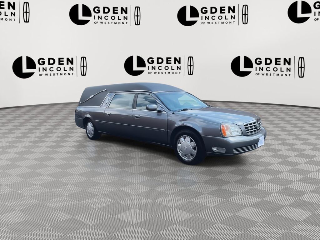 2002 Cadillac Commercial Chassis - Photo 2