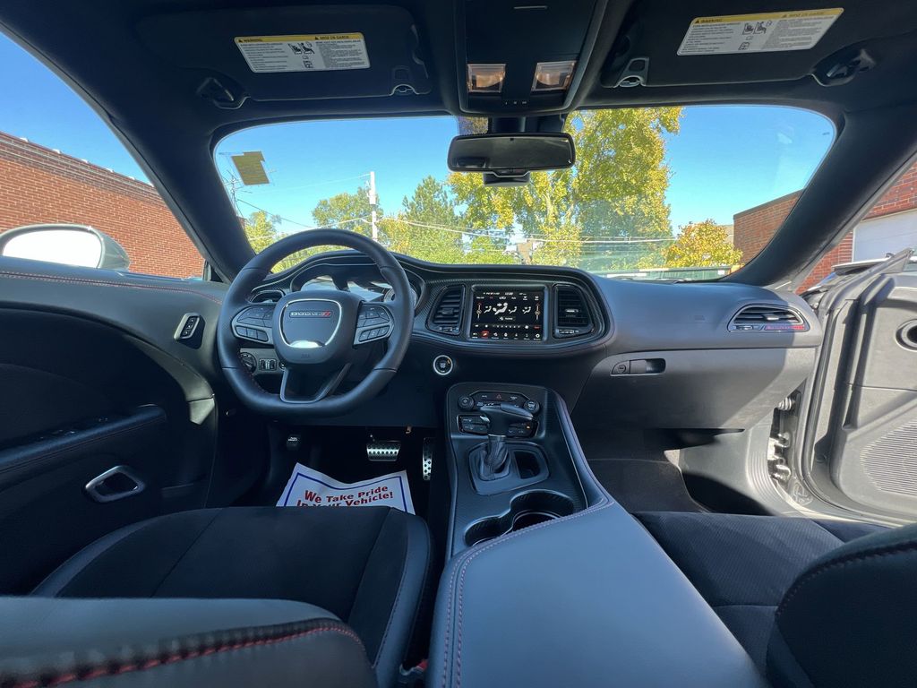 2023 Dodge Challenger R/T - Photo 9