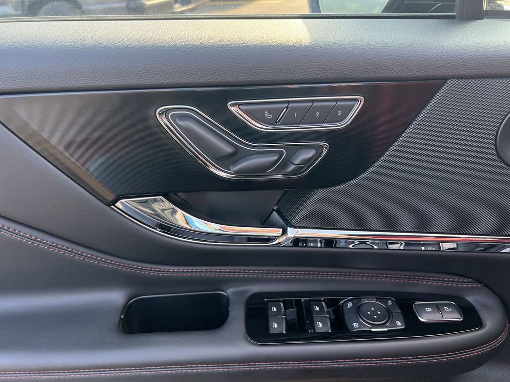 2025 Lincoln Corsair Grand Touring - Photo 14