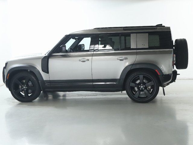 2022 Land Rover Defender X-Dynamic HSE - Photo 4