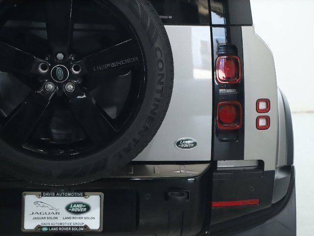 2022 Land Rover Defender X-Dynamic HSE - Photo 45