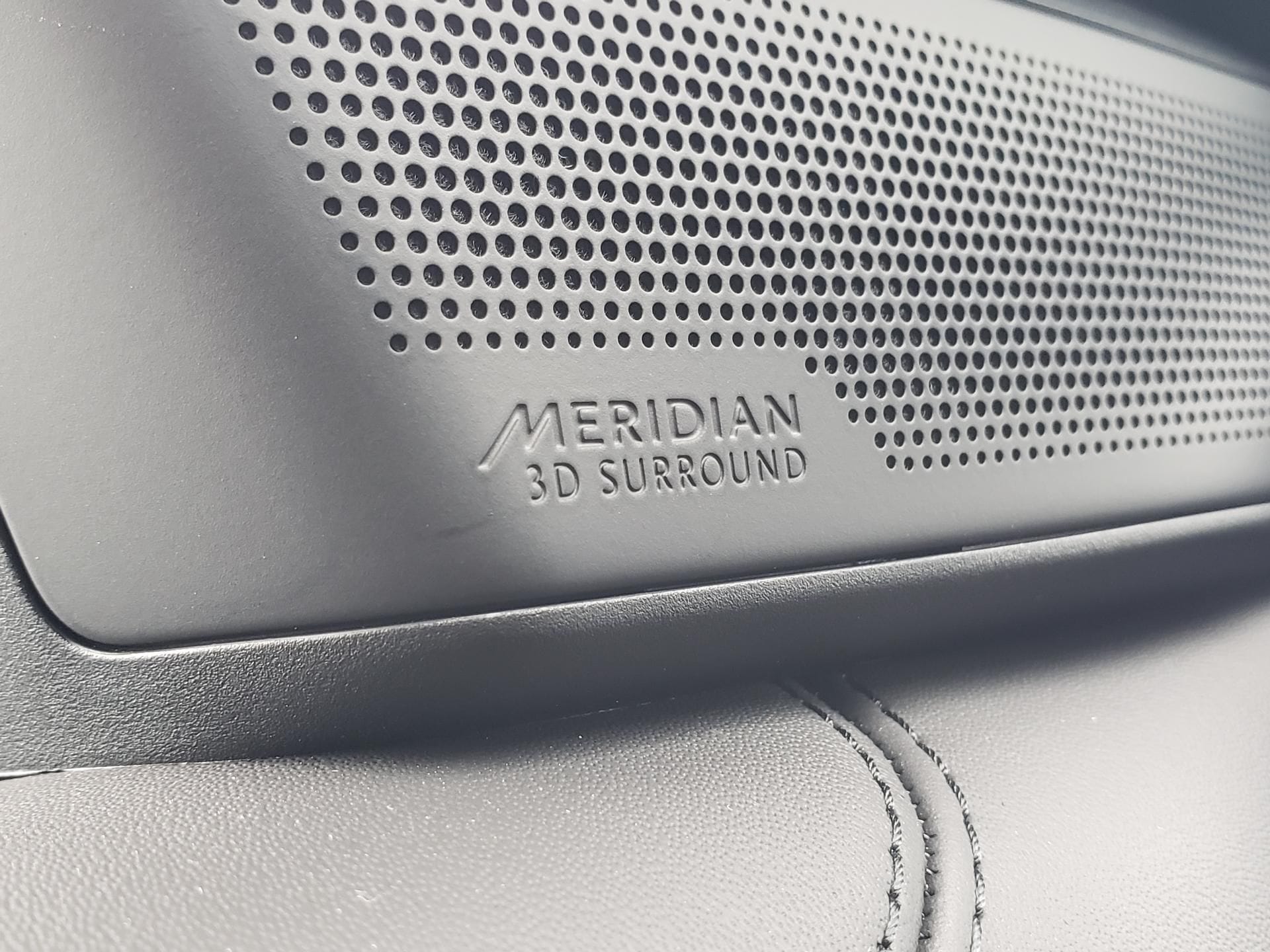 2026 Land Rover Range Rover SE - Photo 25