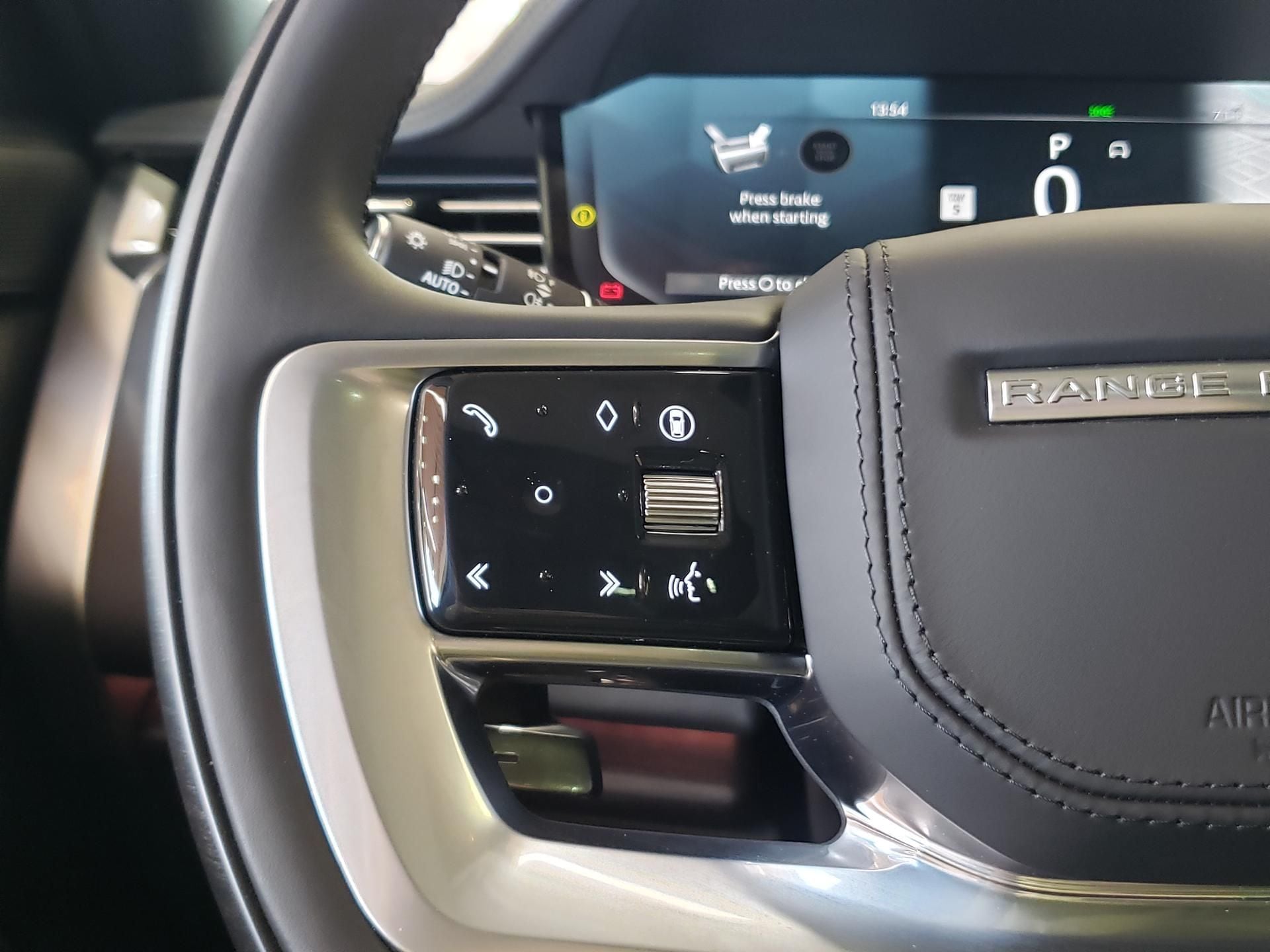 2026 Land Rover Range Rover SE - Photo 25