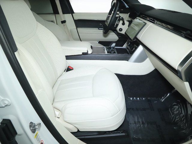 2023 Land Rover Range Rover SE - Photo 30