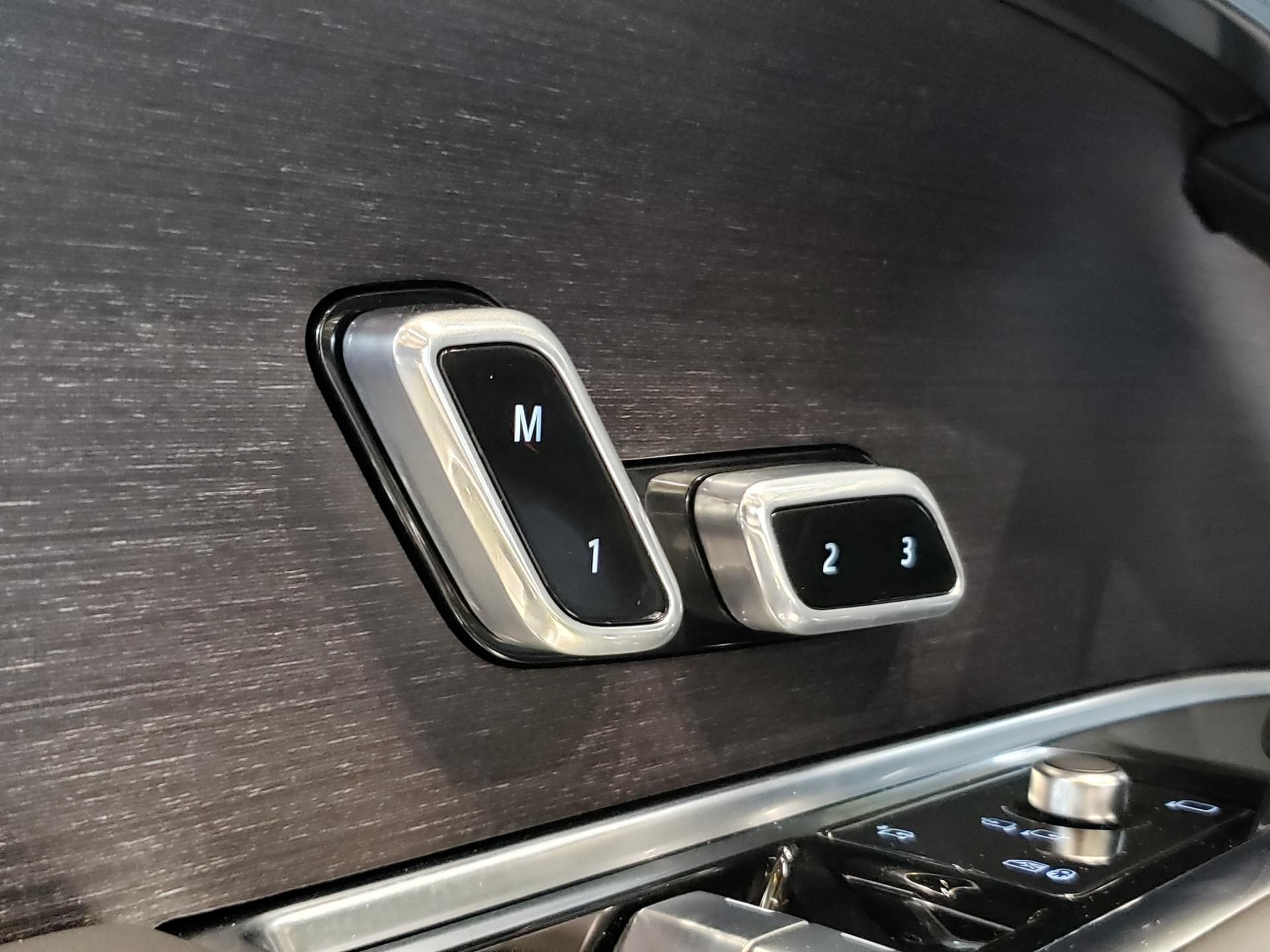 2026 Land Rover Range Rover SE - Photo 18