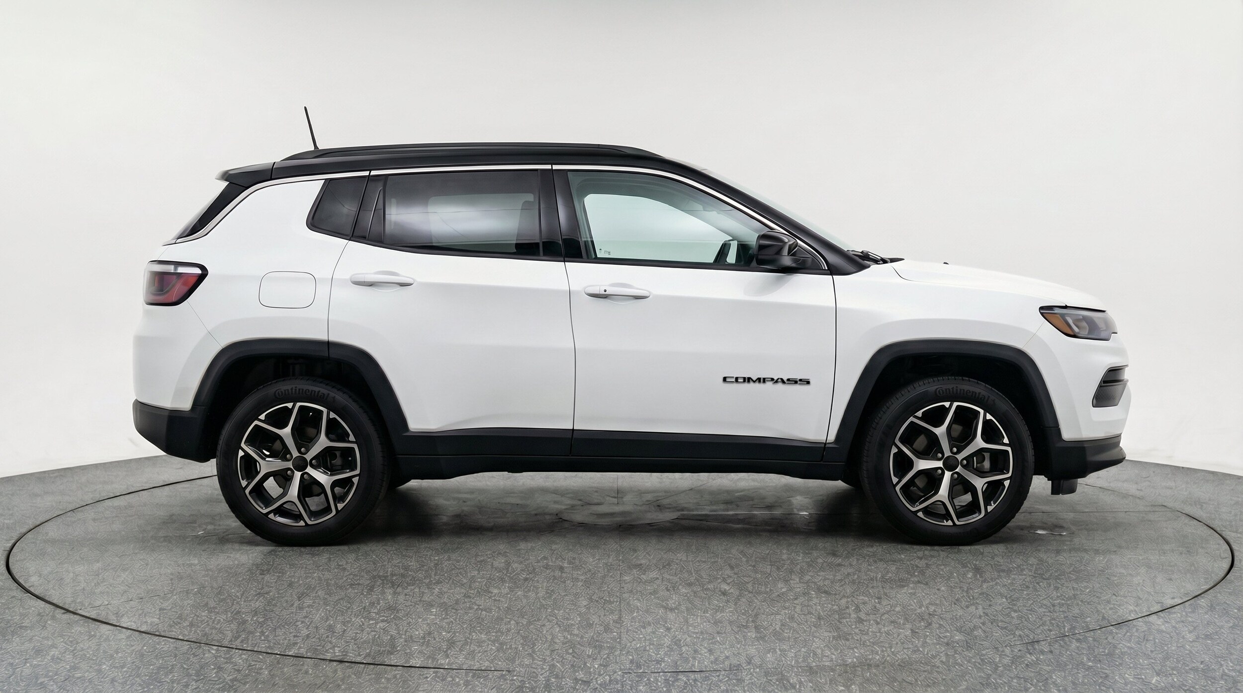 Thumbnail: 2025 Jeep Compass - 10