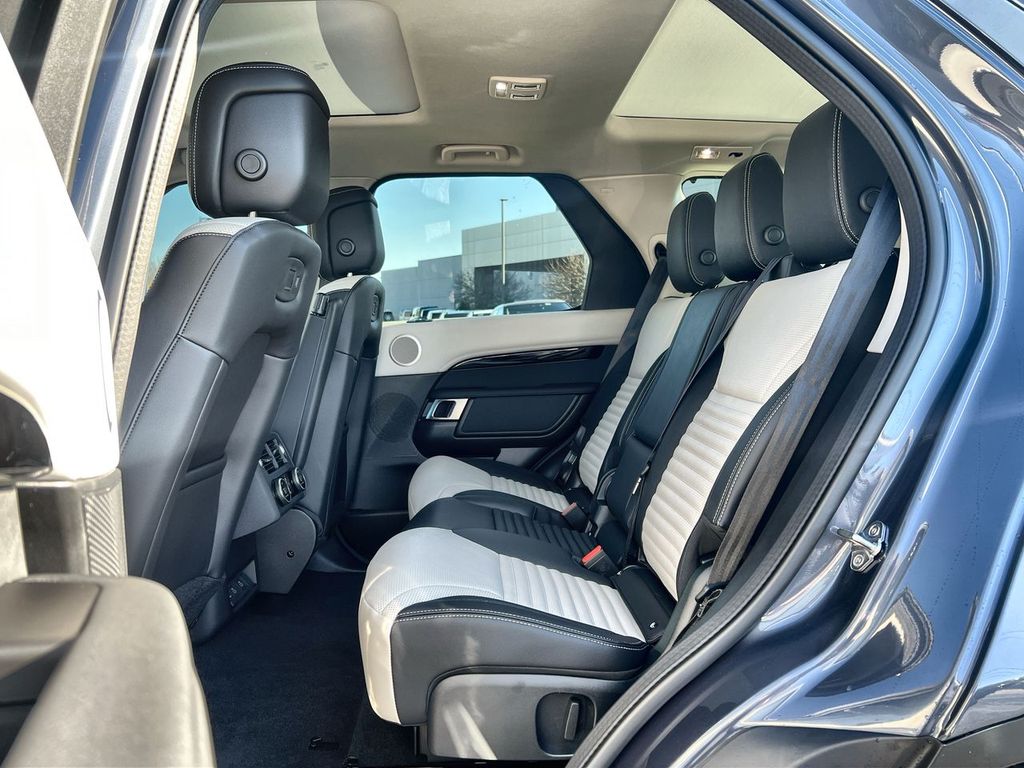 2025 Land Rover Discovery S - Photo 15