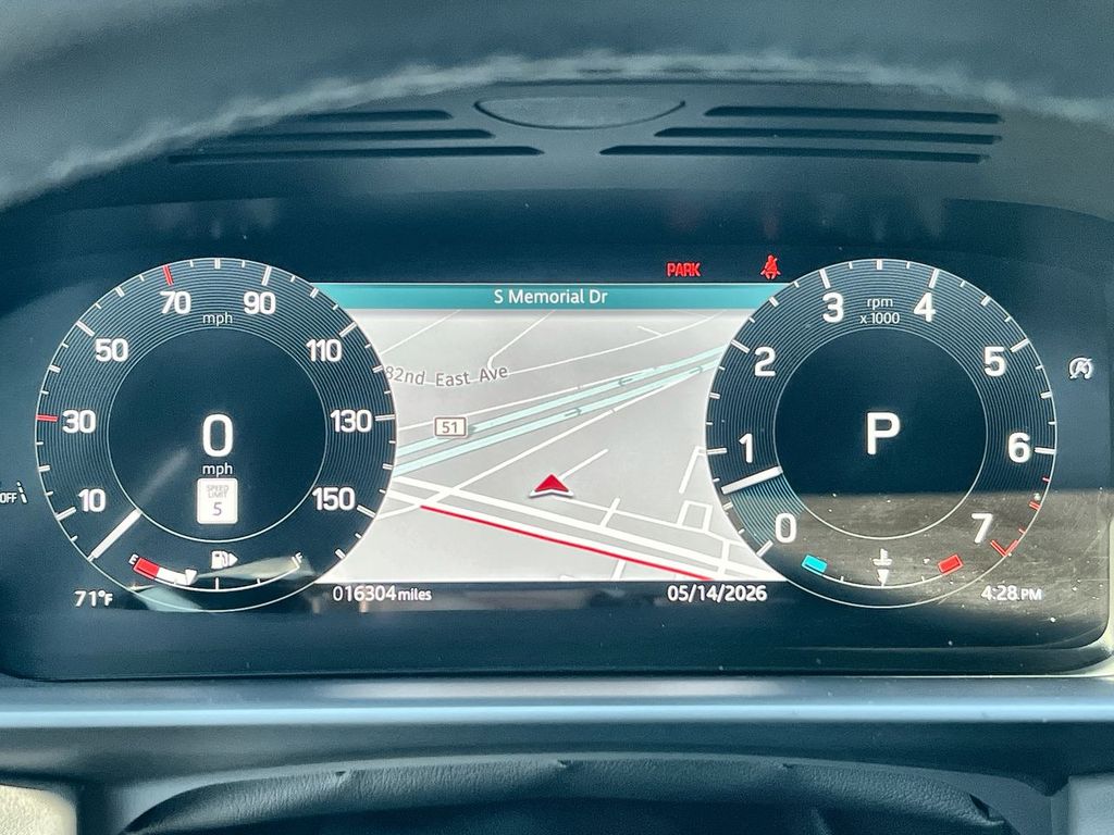 2025 Land Rover Discovery Metropolitan Edition - Photo 23