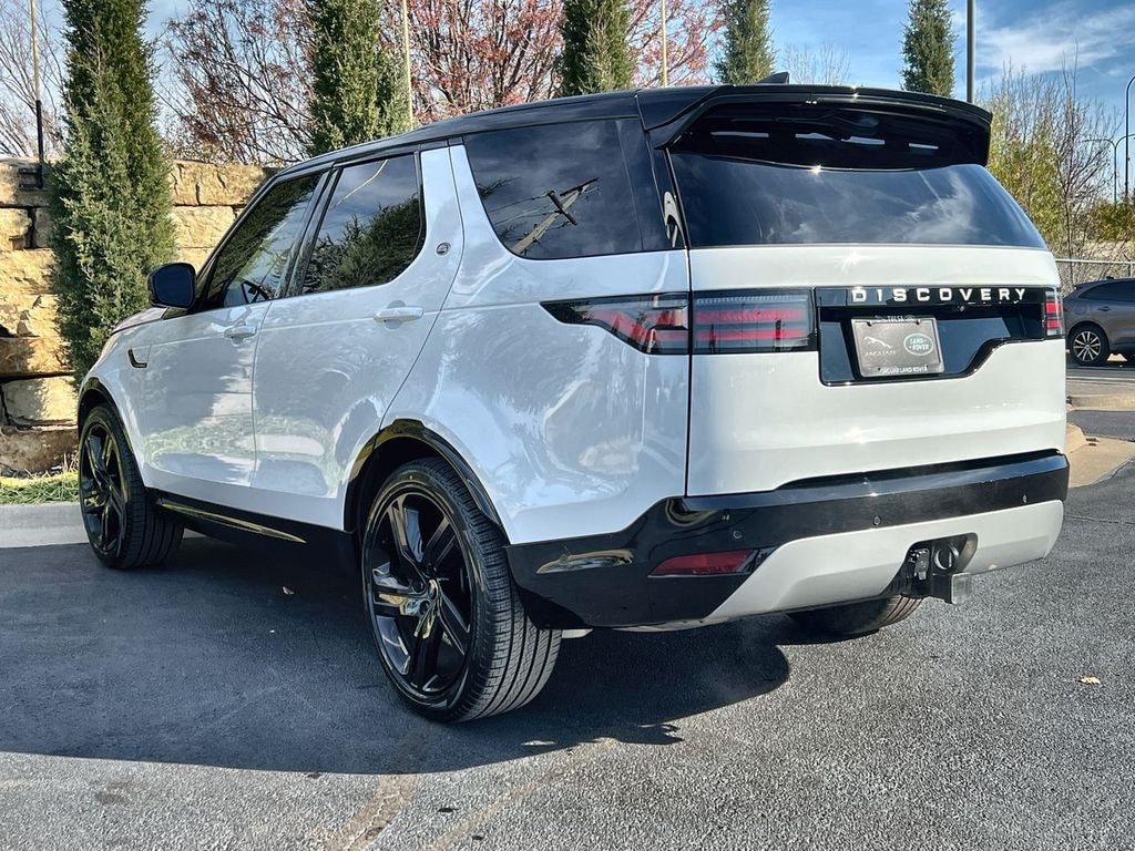 Certified 2024 Land Rover Discovery Metropolitan Edition SUV